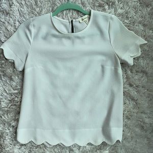 White dress blouse👠